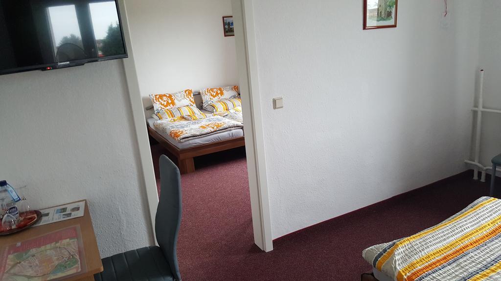 Tivoli Hotell Zerbst Exteriör bild